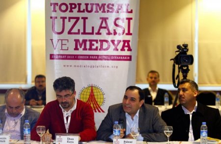 Medya uzlaşı dilini tartışıyor: Demokrasi sorunu diğer sorunlara analık yapıyor