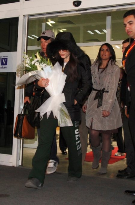 Megan Fox Türkiye’ye Dublörüyle Geldi