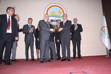 Mehdi Eker: Artık AB’ye daha kolay süt ihracı yapacağız