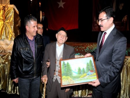 Mehmet Akif Ersoy’u En İyi Anlatan Öğrenciler Ödüllendirildi
