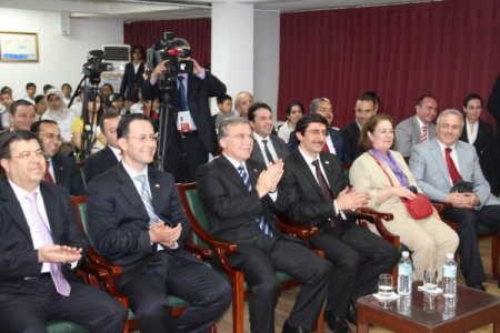 Mehmet Ali Şahin, Güney Kore’deki Temaslarına Başladı