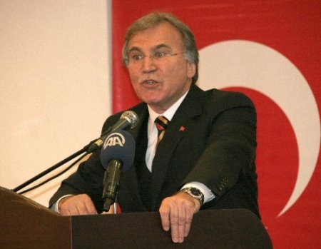 Mehmet Ali Şahin: Muhalefet neredeyse çözümsüzlük duasına çıkacak