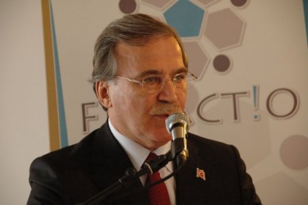 Mehmet Ali Şahin: Türkiye Resmen Ab’ye Girmese Bile Fiilen Girmiştir