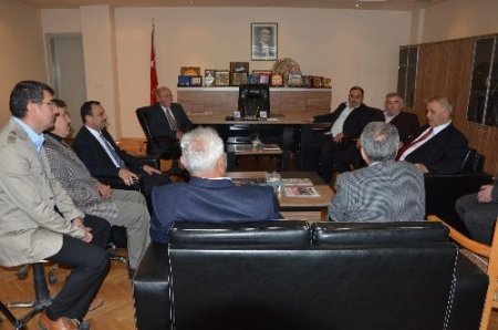 Mehmet Keçeciler, Konyalılar'ı Özal'ı anma programına davet etti