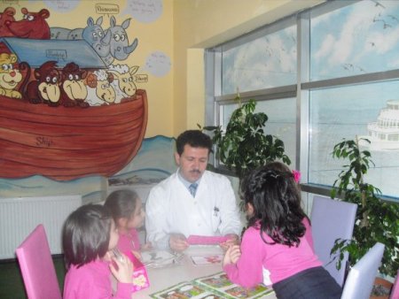 Mehmet Özdemir İlköğretim Okulu, 'İngilizce Bahçesi' İle Dil Öğrenmeyi Kolaylaştırıyor
