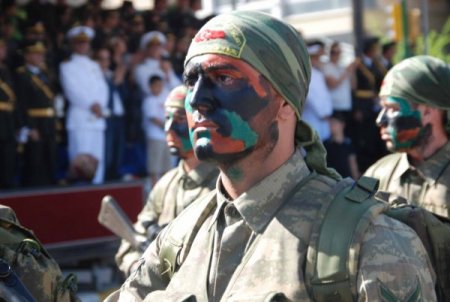 Mehmetçiği zılgıtlarla selamladılar