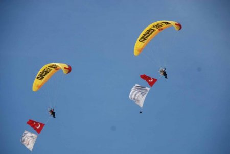 Mehmetçiği zılgıtlarla selamladılar