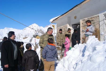 Mehmetçik, Dağlıcalılara ilaç oldu