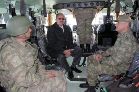 Mehmetçik sınırı 'Kale-Kollar'la koruyor