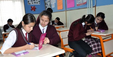 Mektuplaşarak ömür boyu dost kalacaklar