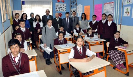 Mektuplaşarak ömür boyu dost kalacaklar