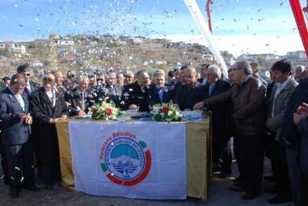 Melikgazi Belediyesi 120 dairelik sosyal konutun temeli attı
