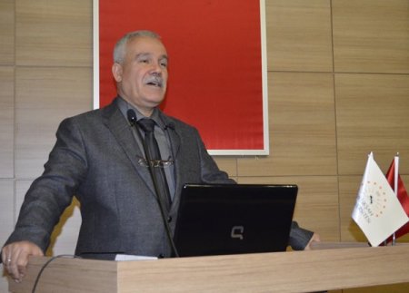 Melikşah Üniversitesi'nde şair Nabi anlatıldı