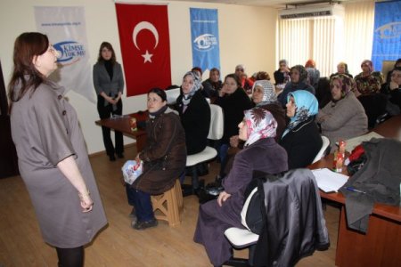 Meme Kanseri Bilinçlendirme Semineri