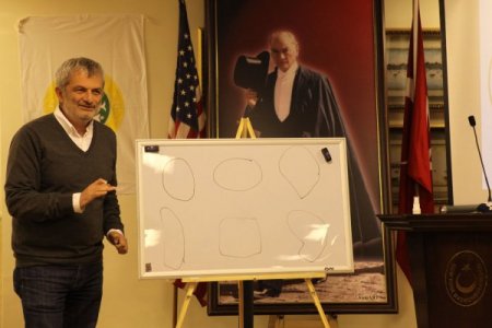 Memecan: Kekeme olduğum için karikatüre yöneldim