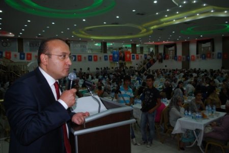 "Memleketi İdare Ediyormuş Gibi Yapmıyoruz, Gerçekten Memleket İdare Ediyoruz"