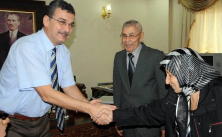 Memleketi Şanlıurfa’da 40 yıllık birikimi ile okul yaptırıyor