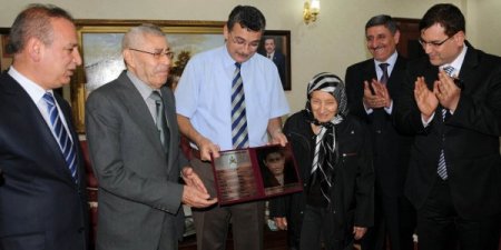 Memleketi Şanlıurfa’da 40 yıllık birikimi ile okul yaptırıyor