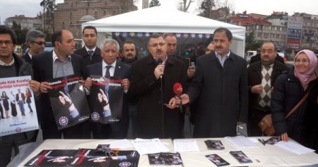 Memur-Sen, ‘Özgürlük İçin 10 Milyon İmza Kampanyası’nın ilk standını açtı