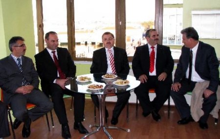 Memur-sen Genel Başkanı Gündoğdu: Eşit Yurttaşlık İlkesi Hayata Geçirilerek, Memur Açılımı Yapılsın