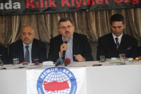 Memur Sen'den kıyafet serbestliği için imza kampanyası