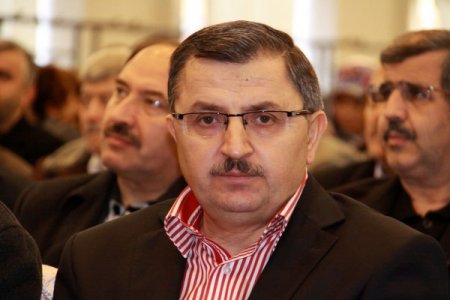 “Memurun ne giydiğine değil ne yaptığına bakmak lazım”