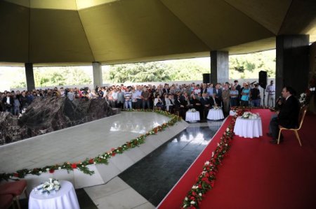 Menderes, Polatkan ve Zorlu kabri başında anıldı