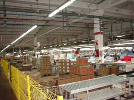 Menderes Tekstil’den dünya rekoru: Günde 400 kilometre bez üretiyor