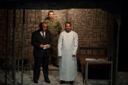 Menderes’in Yassıada günleri sahnede