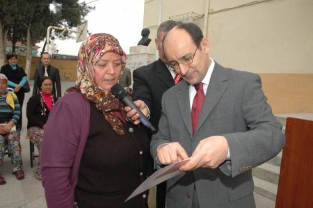 Menderes'te Okuma Yazma Seferberliği Hızla Devam Ediyor