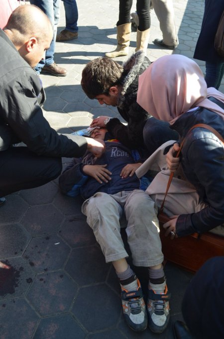 Mendil satan çocuğu darp ettiler (Özel)