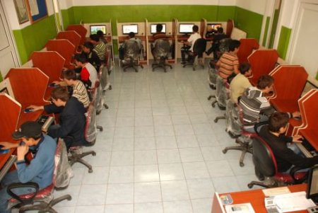 Meram Belediyesi, Gençleri Güvenilir İnternet Evleri İle Buluşturuyor
