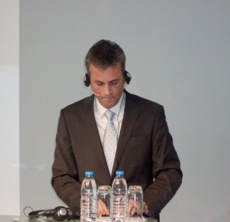 Mercedes, 2012'de Aksaray Fabrikasına Odaklanacak