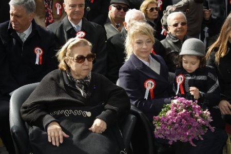Merhum Cumhurbaşkanı Turgut Özal kabri başında anıldı