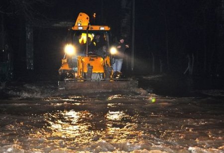 Meriç Nehri Taşmaya Başladı, Karaağaç Yolu Sular Altında Kaldı