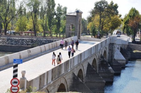 Meriç ve Tunca köprüleri bir günlüğüne yayaların oldu