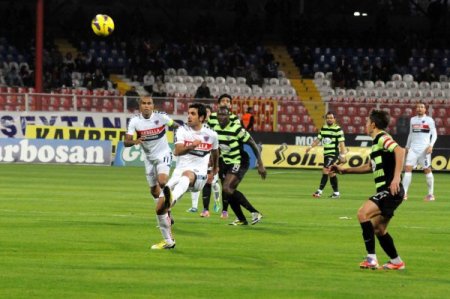 Mersin İdman Yurdu: 2 - Akhisar Belediyespor: 1 (İlk yarı)
