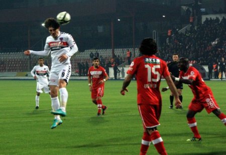 Mersin İdmanyurdu: 0 - Medikal Park Antalyaspor: 2 (ilk yarı)