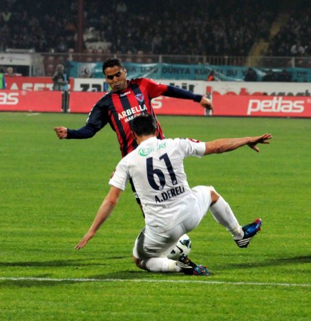 Mersin İdmanyurdu-Kasımpaşaspor: 0-1 (İlk yarı)