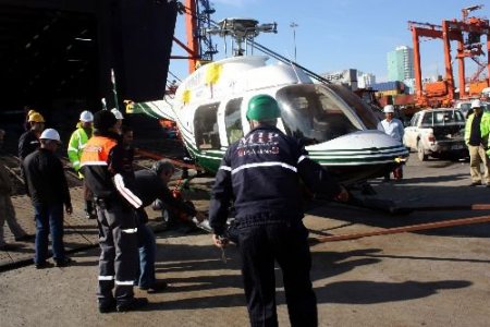 Mersin Limanı'na İlk Defe Gemi İle Helikopter Geldi