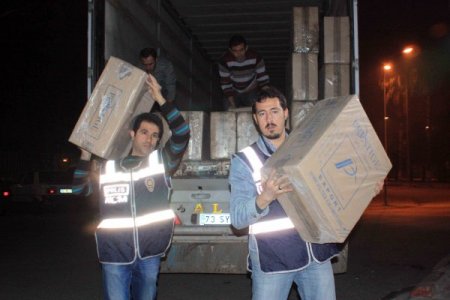 Mersin'de 10 bin şişe sahte içki, 200 bin paket kaçak sigara ele geçirildi