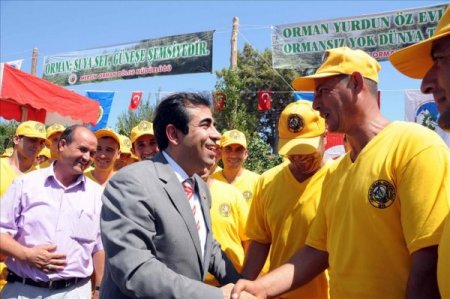 Mersin’de 130 orman işçisi törenle iş başı yaptı