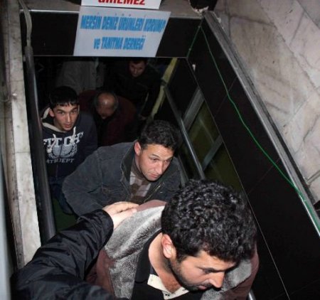 Mersin'de 187 Kişi Kumar Operasyonunda Gözaltına Alındı