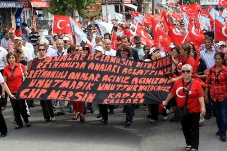 Mersin'de CHP'liler alternatif 19 Mayıs kutlaması yaptı