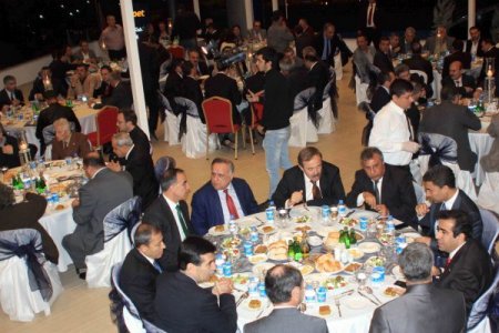 Mersin’de hoşgörü rüzgarı esti