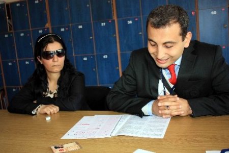 Mersin'de Peygamberimiz'in (sav) hayatını okuma yarışmasına 55 bin kişi katıldı