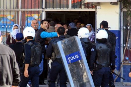 Mersin’de Polis Korsan Nevruza İzin Vermedi