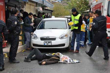 Mersin'de silahlı çatışma: 1 ölü, 1 yaralı