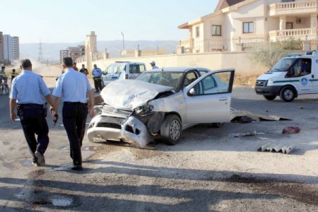 Mersin'de trafik kazası: 1 ölü, 7 yaralı