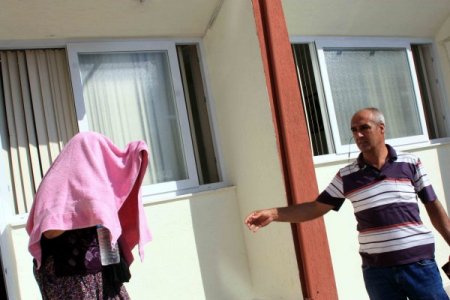 Mersin'deki fuhuş operasyonu: 33 kişi tutuklandı